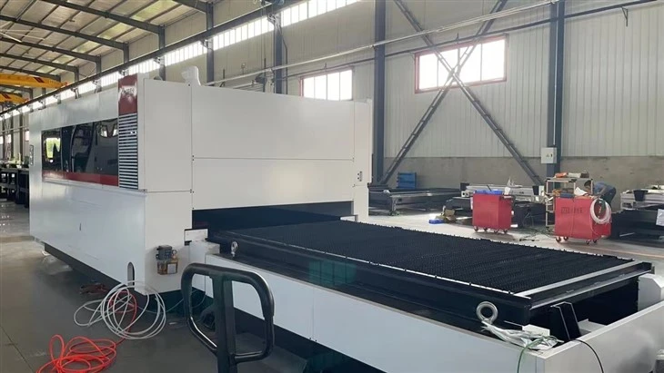 Fiberlaserarkskärmaskin